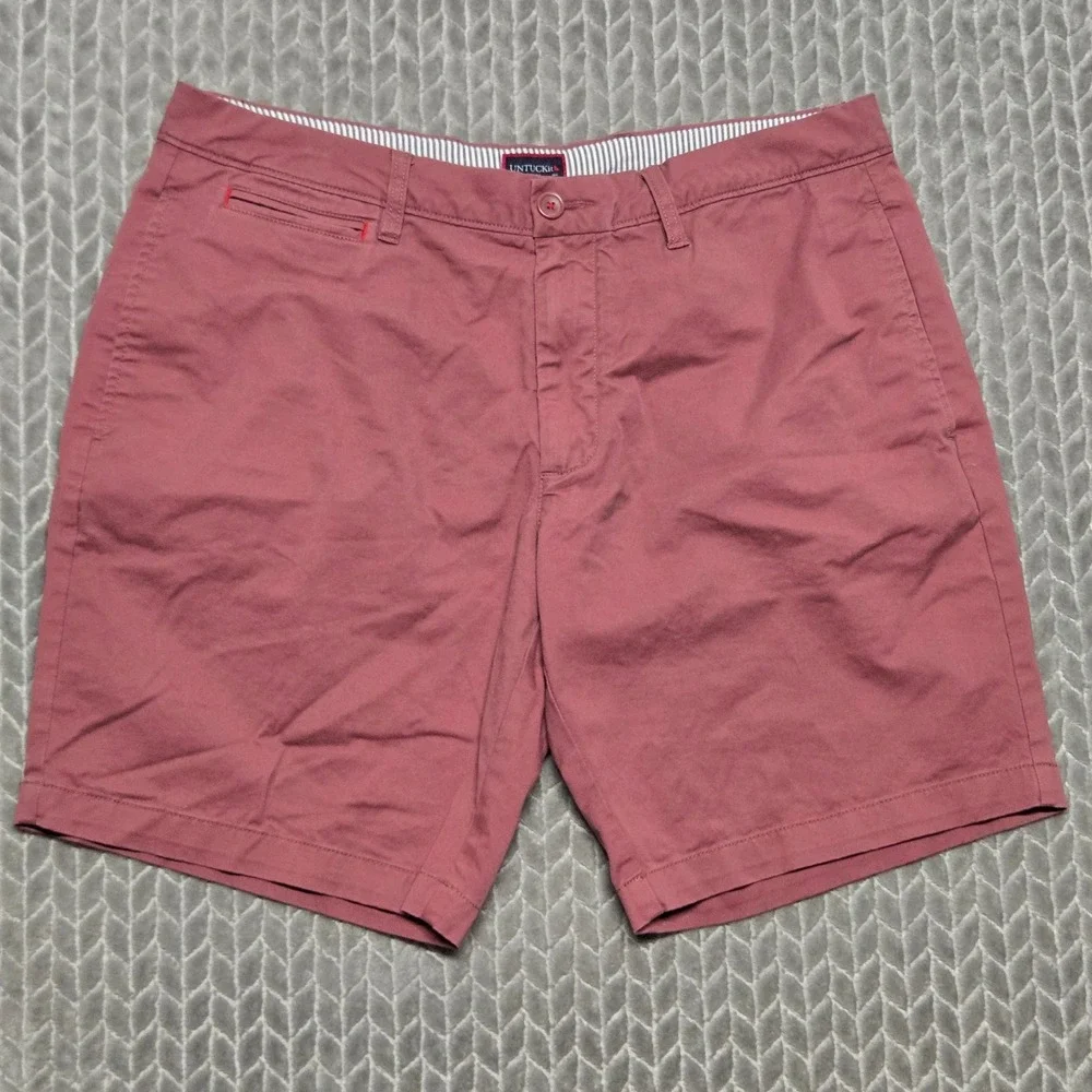 UNTUCKit St. Vincent Chino Shorts Mens 36 Pink Red Stretch 40500 Preppy